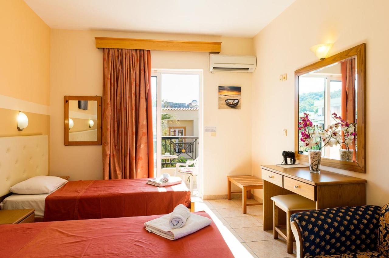 Summer Memories Aparthotel Pefki Екстериор снимка